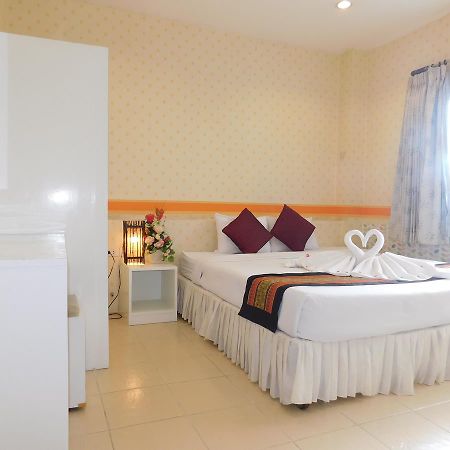 Be Fine Guesthouse Phuket Dış mekan fotoğraf
