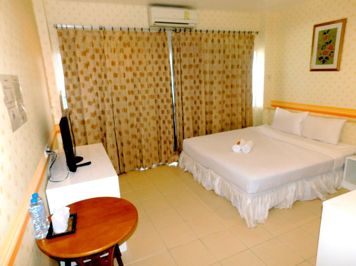 Be Fine Guesthouse Phuket Dış mekan fotoğraf