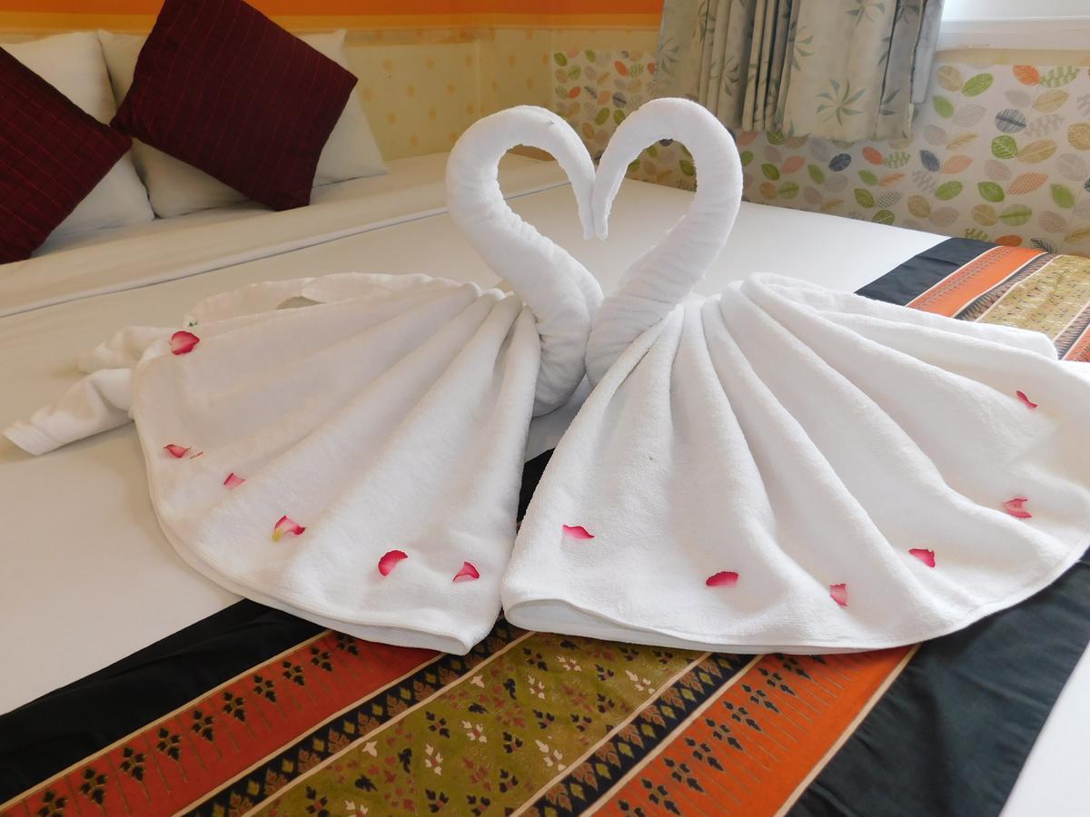 Be Fine Guesthouse Phuket Dış mekan fotoğraf