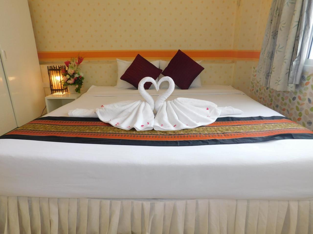 Be Fine Guesthouse Phuket Dış mekan fotoğraf