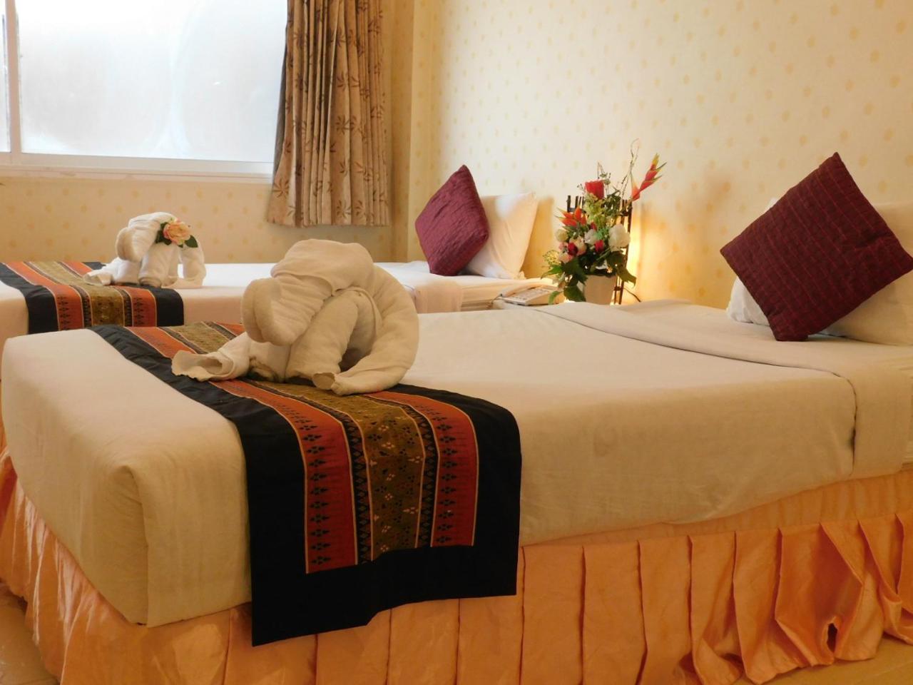 Be Fine Guesthouse Phuket Dış mekan fotoğraf