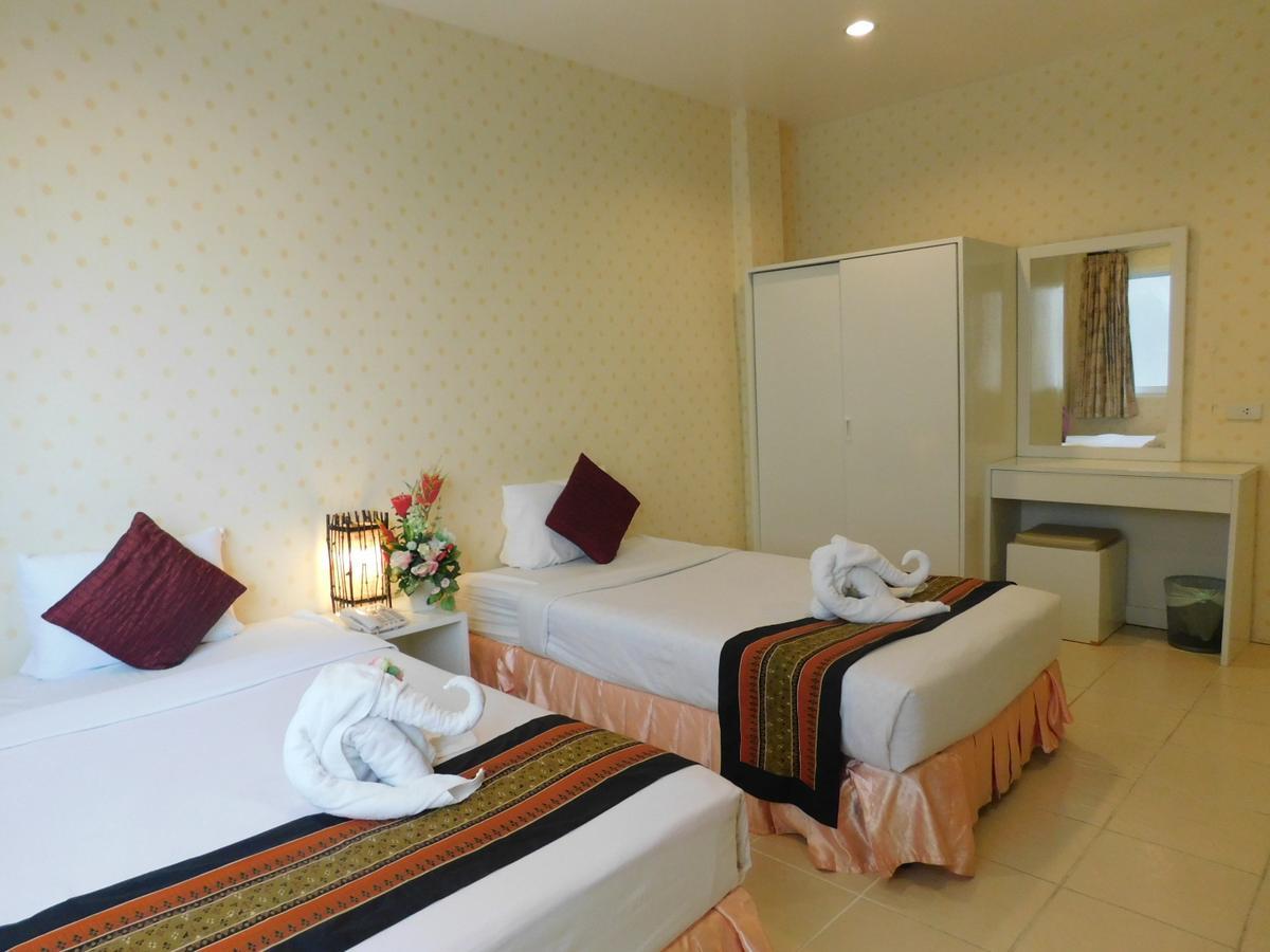 Be Fine Guesthouse Phuket Dış mekan fotoğraf