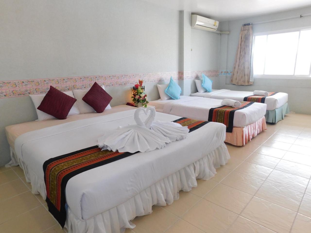 Be Fine Guesthouse Phuket Dış mekan fotoğraf