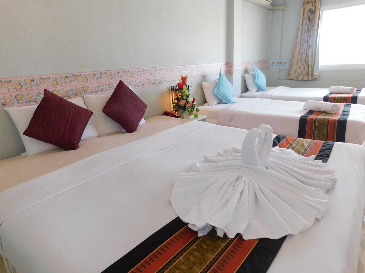 Be Fine Guesthouse Phuket Dış mekan fotoğraf