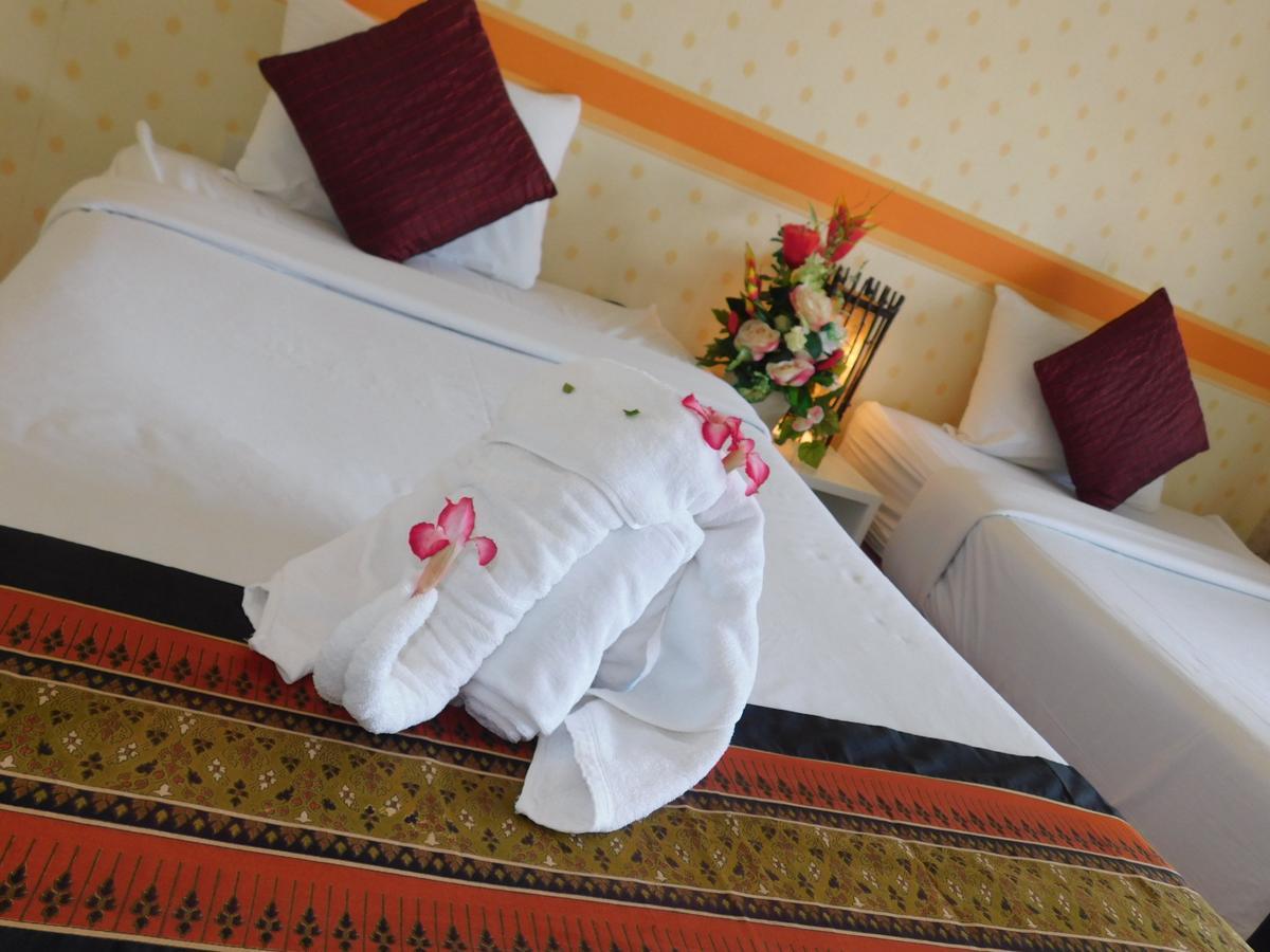 Be Fine Guesthouse Phuket Dış mekan fotoğraf