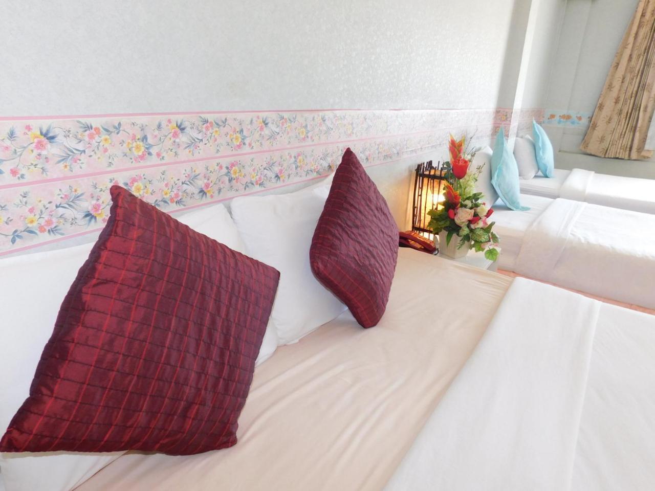 Be Fine Guesthouse Phuket Dış mekan fotoğraf